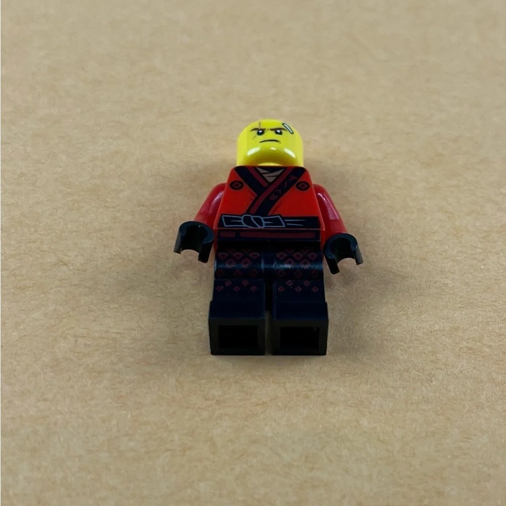 LEGO Kai Red Ninja Ninjago Minifigure Red Black njo360